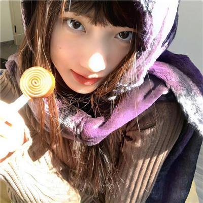 敦君与女朋友