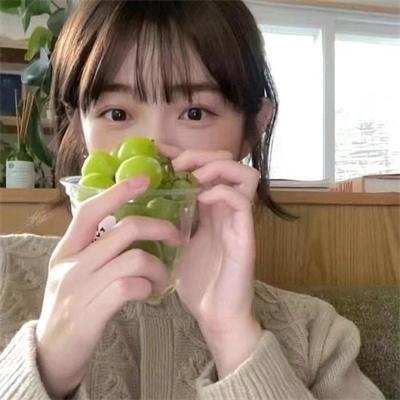 坐在门口的幽灵